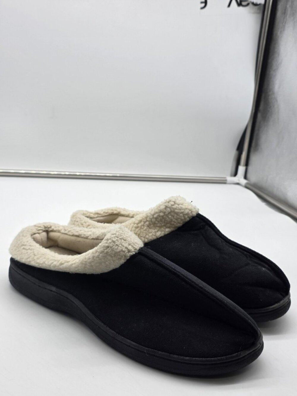 Dearfoams Slippers Shoes Mens Size 9.5 Black Faux Suede Slip On Indoor